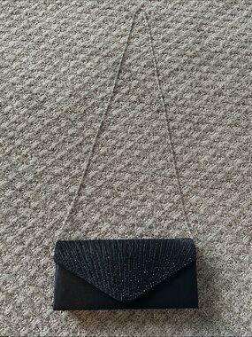 Elegant Black Beaded Evening Clutch with Chain Strap